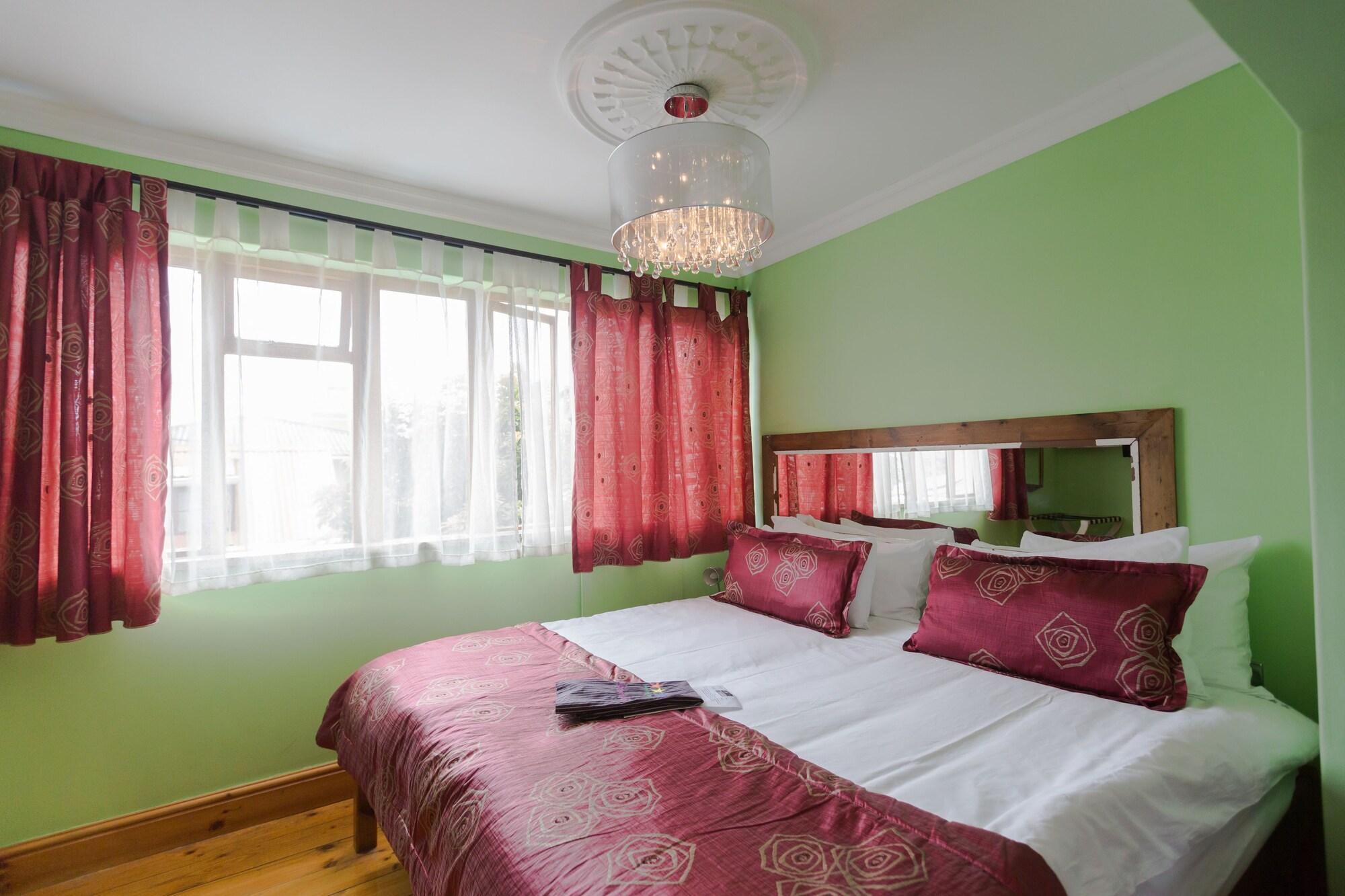 Sweet Lemon Boutique Bed & Breakfast Cape Town Exterior photo