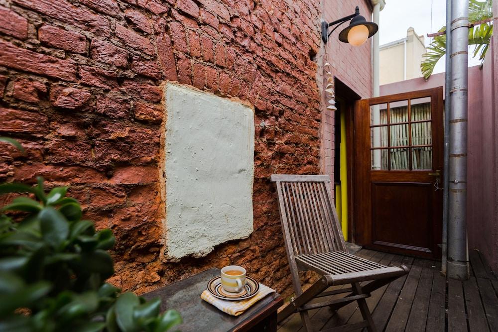 Sweet Lemon Boutique Bed & Breakfast Cape Town Exterior photo