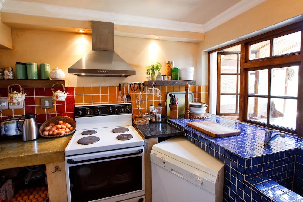 Sweet Lemon Boutique Bed & Breakfast Cape Town Exterior photo