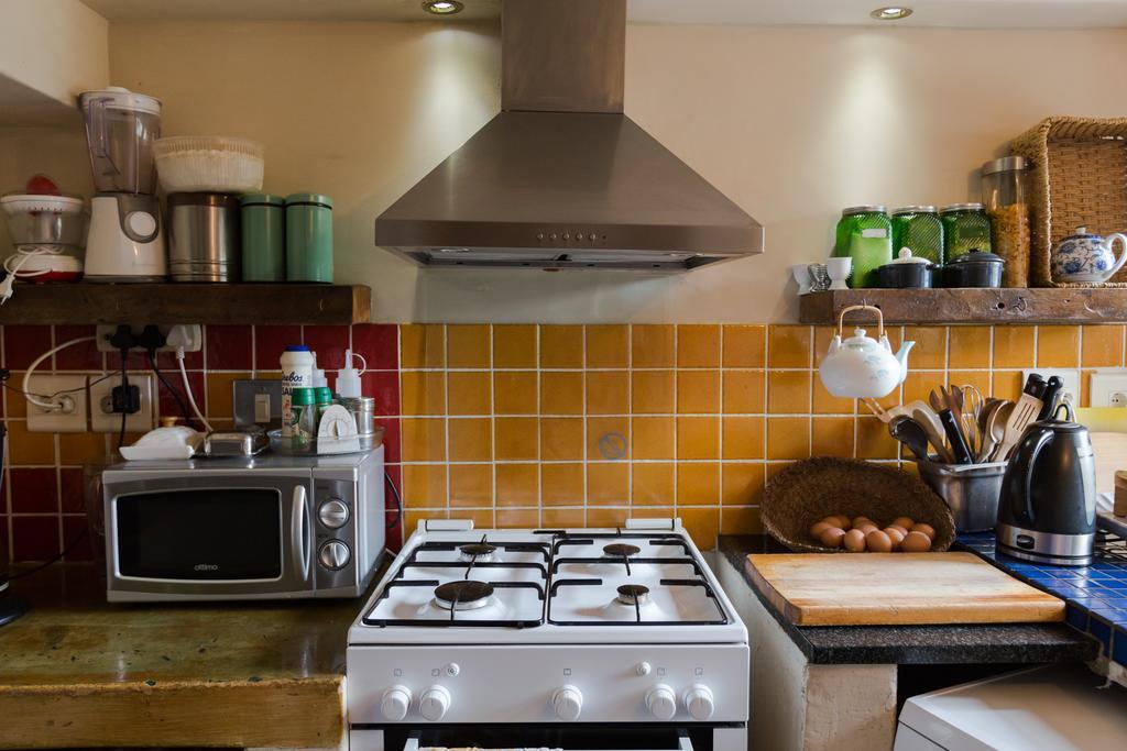 Sweet Lemon Boutique Bed & Breakfast Cape Town Exterior photo