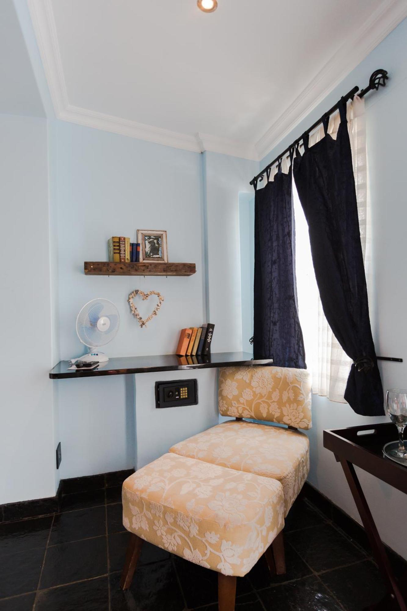 Sweet Lemon Boutique Bed & Breakfast Cape Town Exterior photo