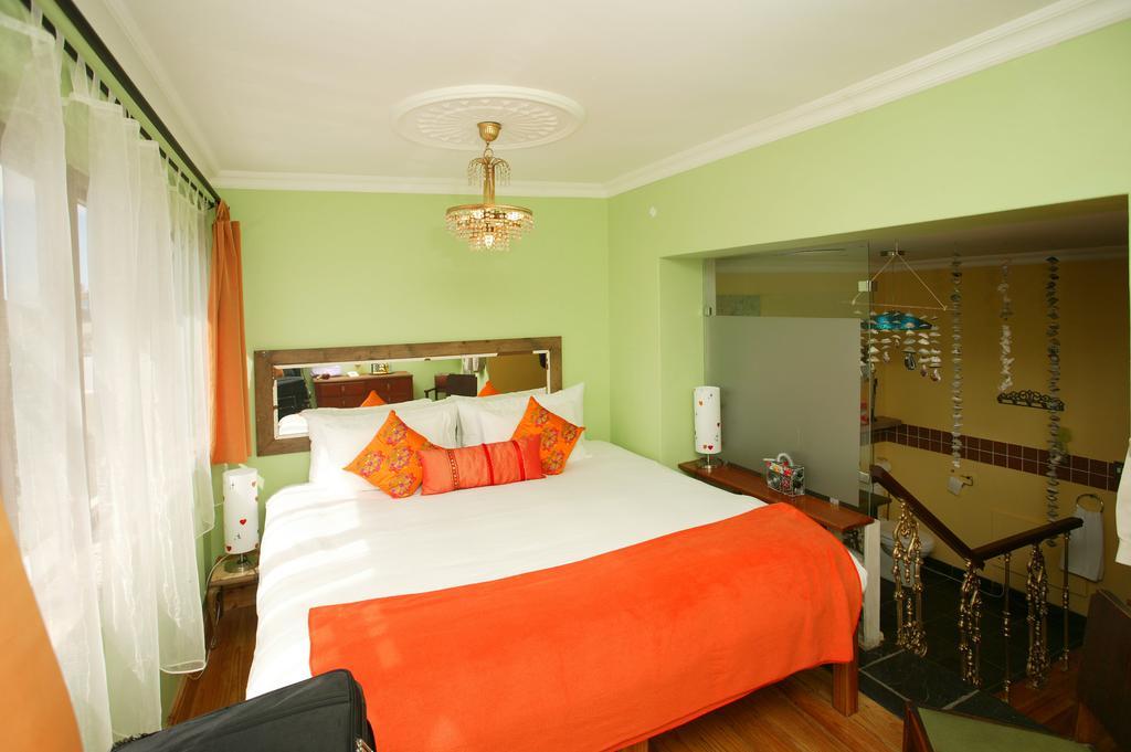 Sweet Lemon Boutique Bed & Breakfast Cape Town Exterior photo
